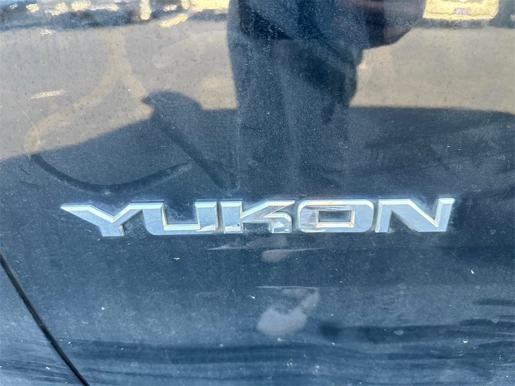 Used 2016 GMC Yukon SLT w/ Open Road Package image 9