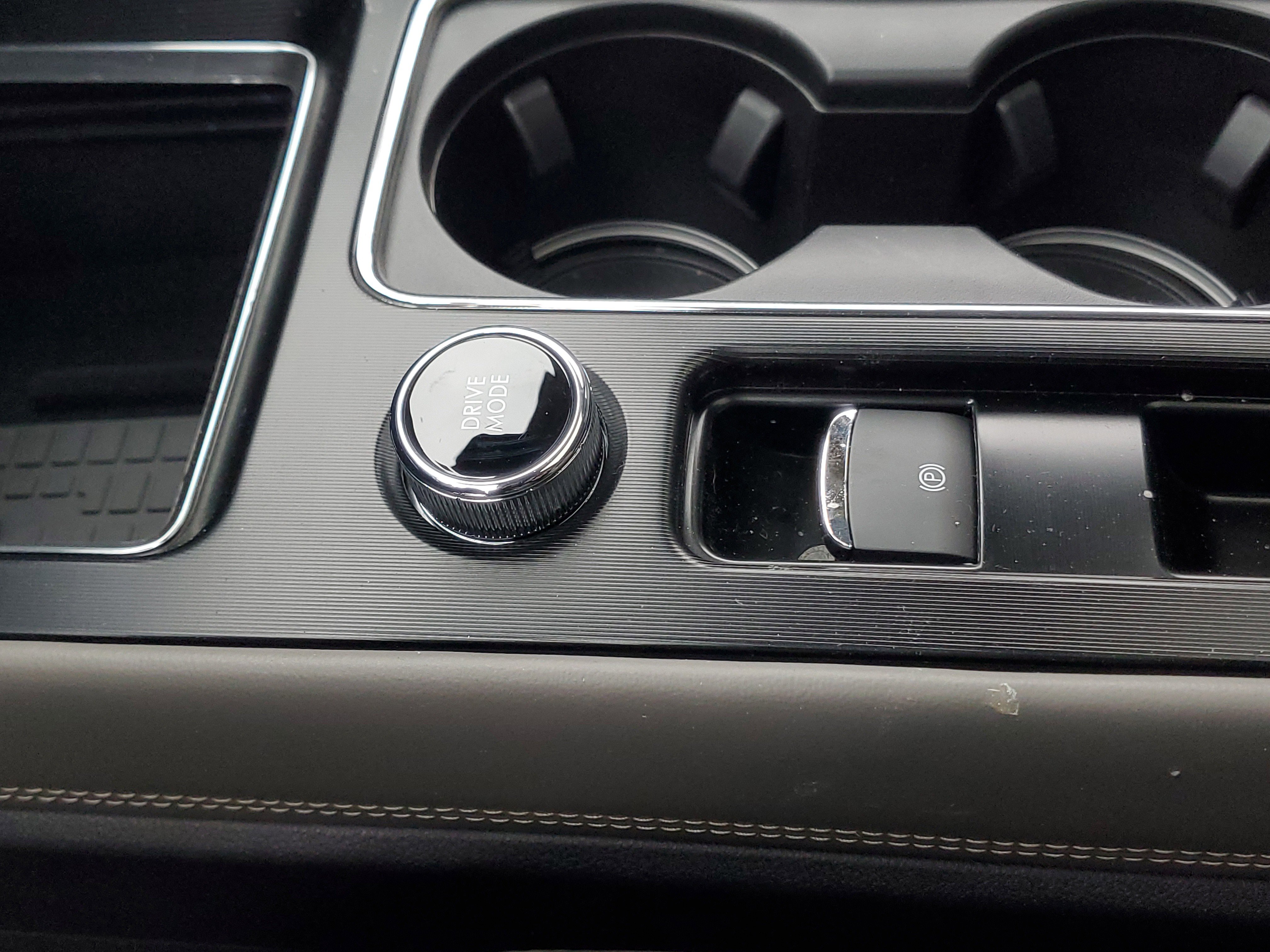 New 2026 Lincoln Corsair Premiere image 24