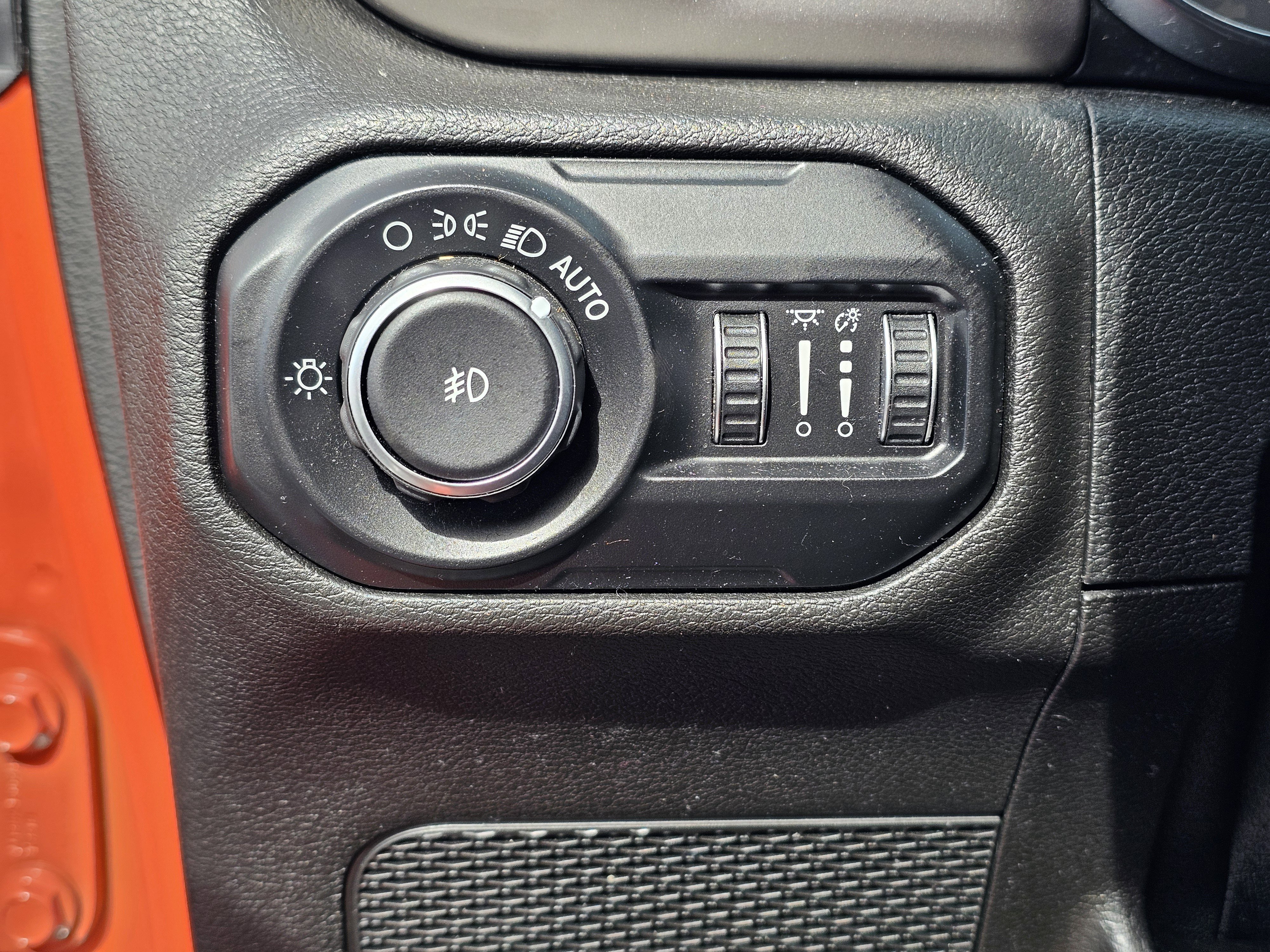 Used 2019 Jeep Wrangler Unlimited Sport S image 19