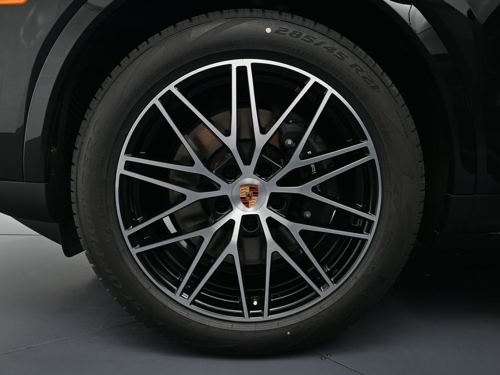 New 2026 Porsche Cayenne image 26