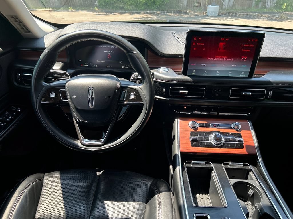 Used 2022 Lincoln Aviator Reserve AWD/4WD image 18