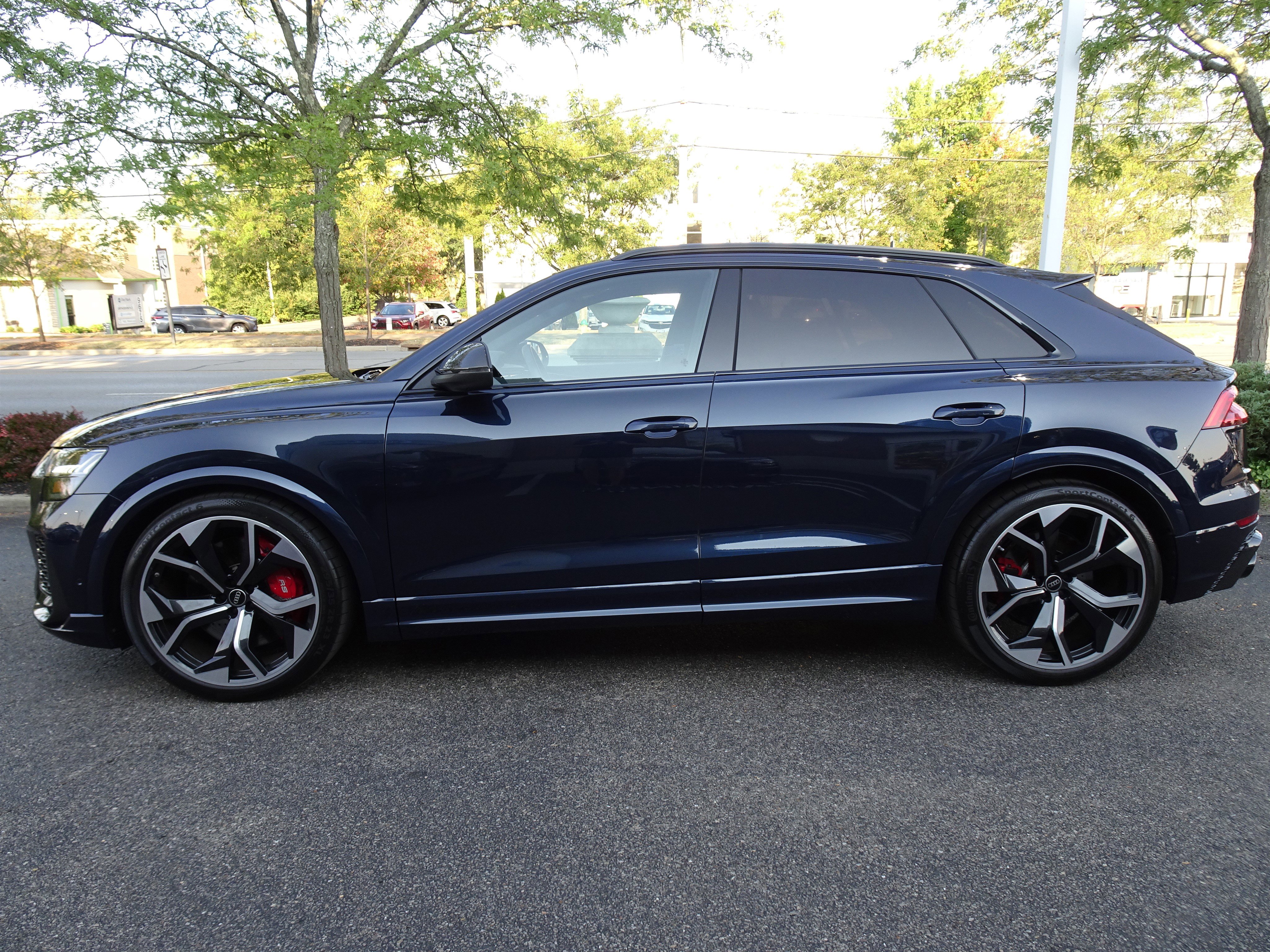 Certified 2024 Audi RS Q8 image 2