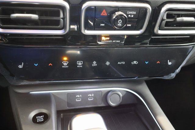 New 2026 Nissan Sentra SR w/ SR Premium Package FWD image 19