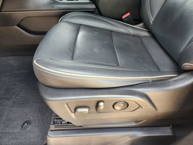 Used 2021 GMC Yukon SLT w/ SLT Premium Package RWD image 24