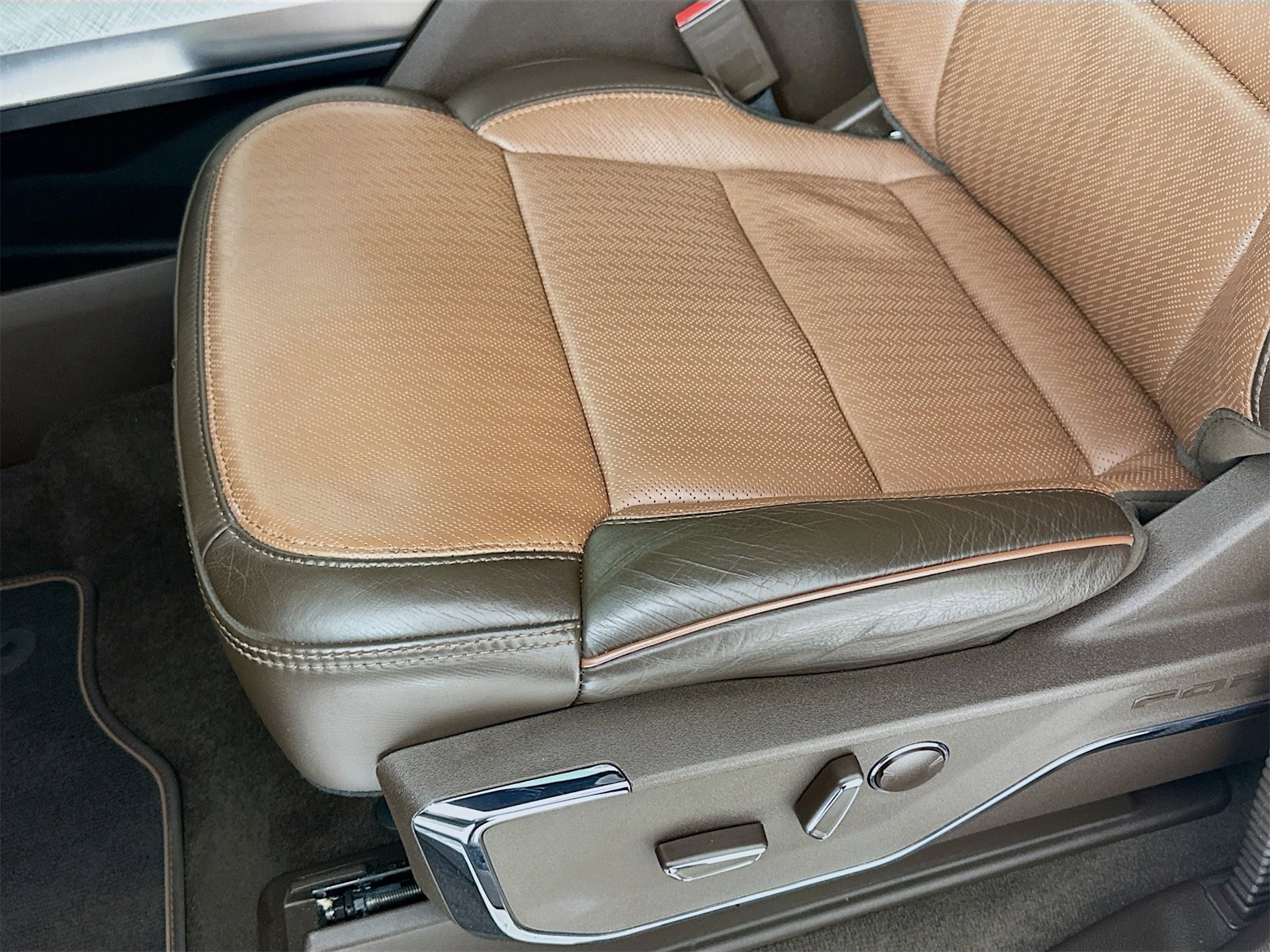 Used 2023 Ford F150 King Ranch w/ Equipment Group 601A High image 21