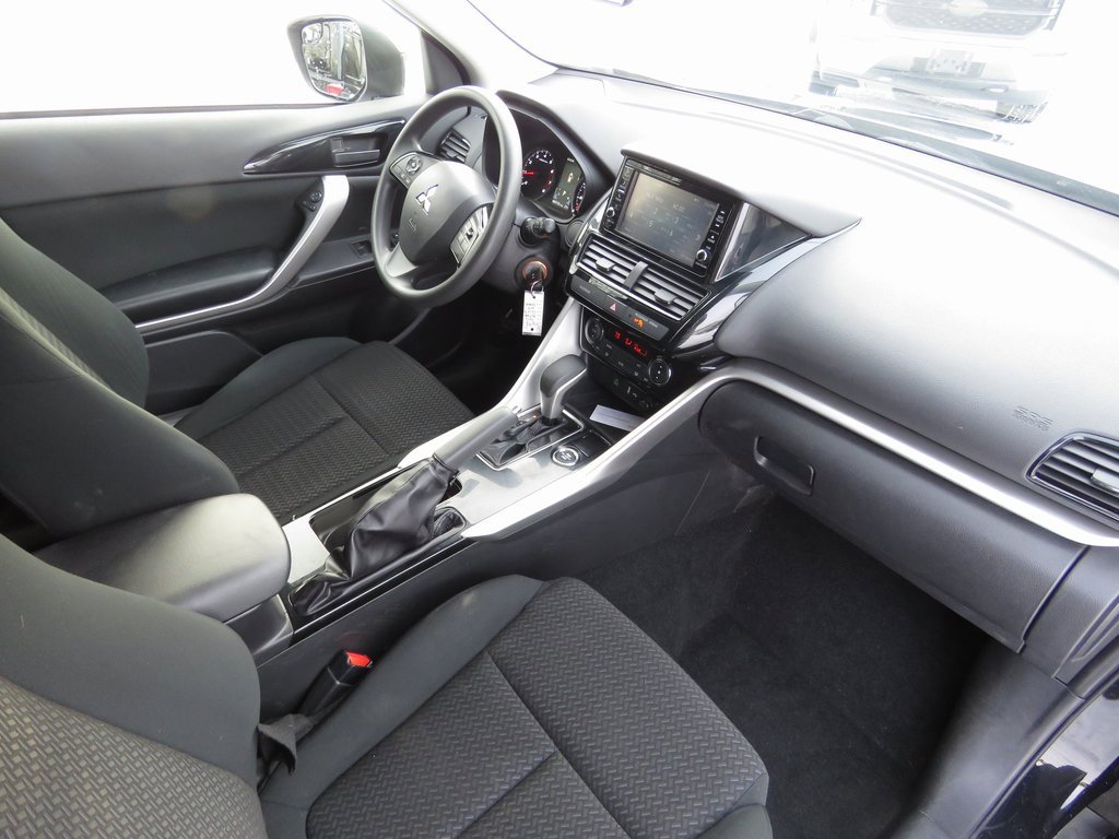 Used 2022 Mitsubishi Eclipse Cross ES image 14