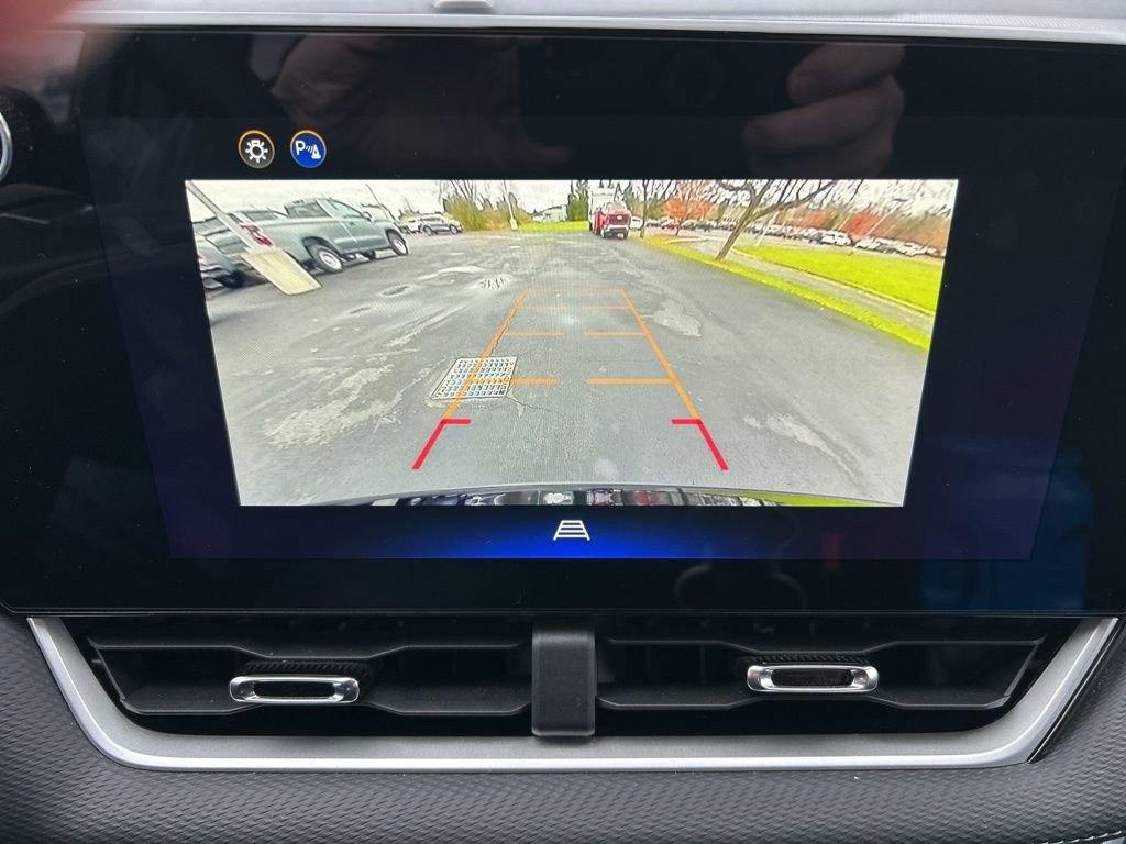 Used 2025 Chevrolet Equinox LT image 11