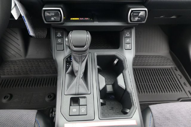 New 2026 Toyota RAV4 XSE AWD/4WD image 8