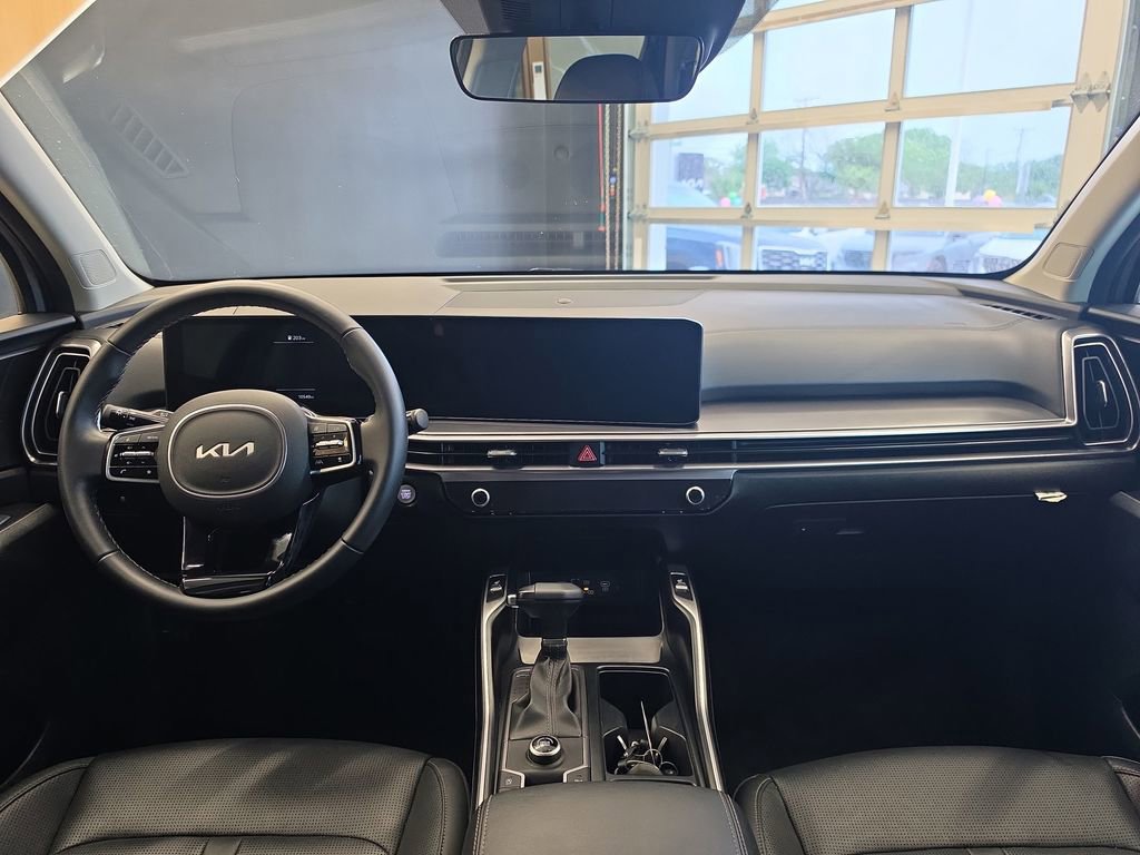 Used 2025 Kia Sorento S w/ Panoramic Sunroof Package image 15