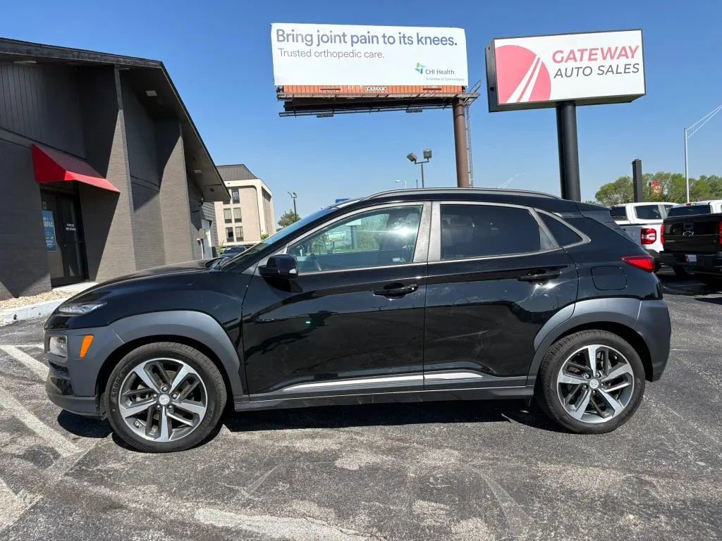 Used 2018 Hyundai Kona Ultimate FWD image 2
