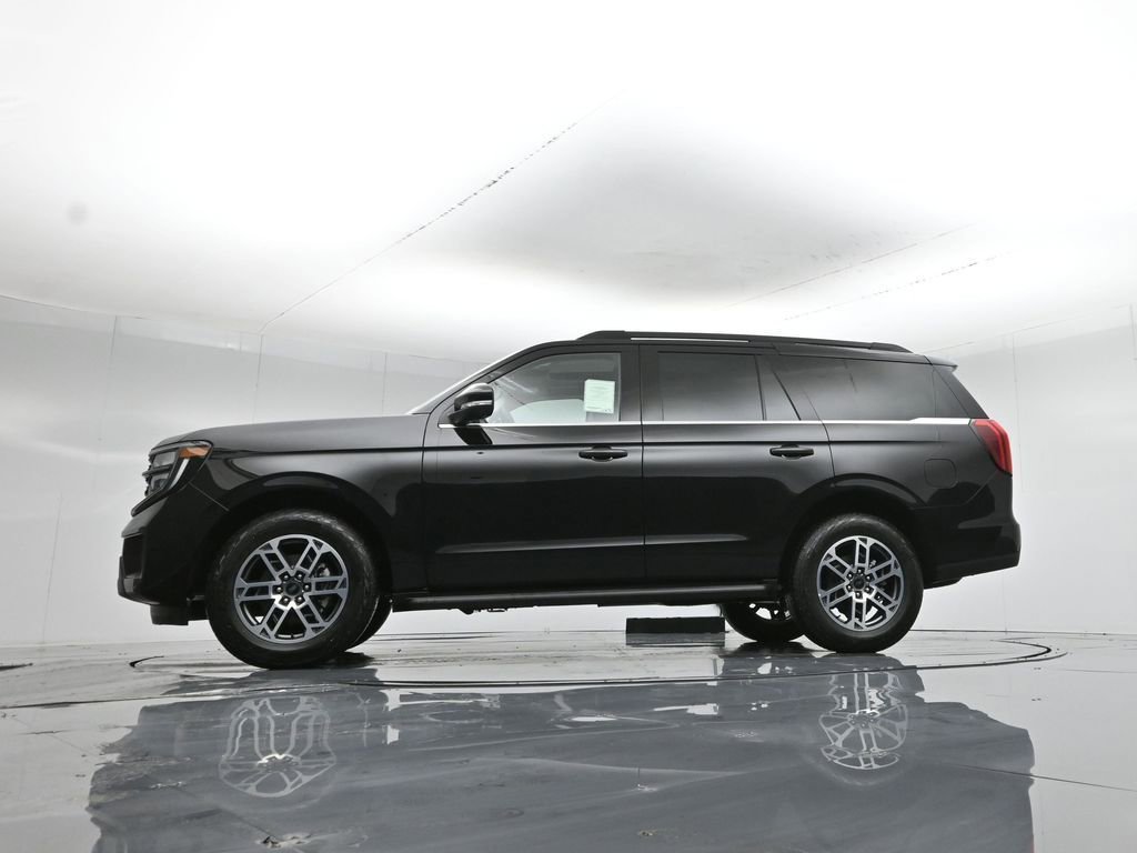 New 2026 Ford Expedition Active AWD/4WD image 9