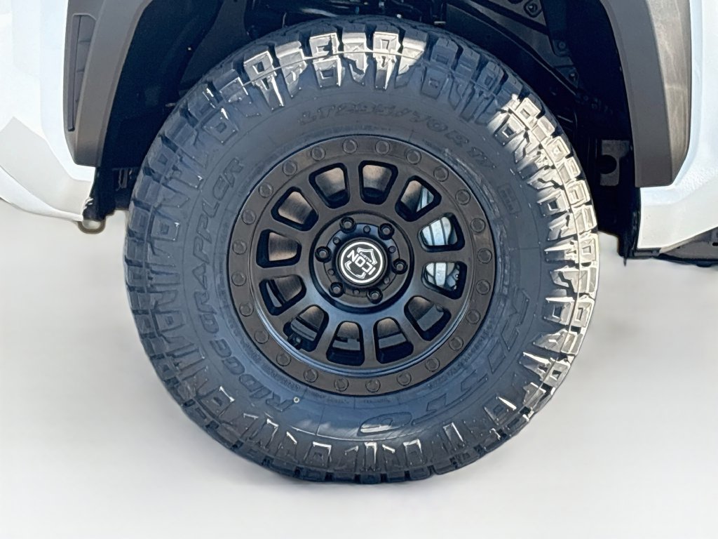 New 2026 Toyota 4Runner SR5 AWD/4WD image 29