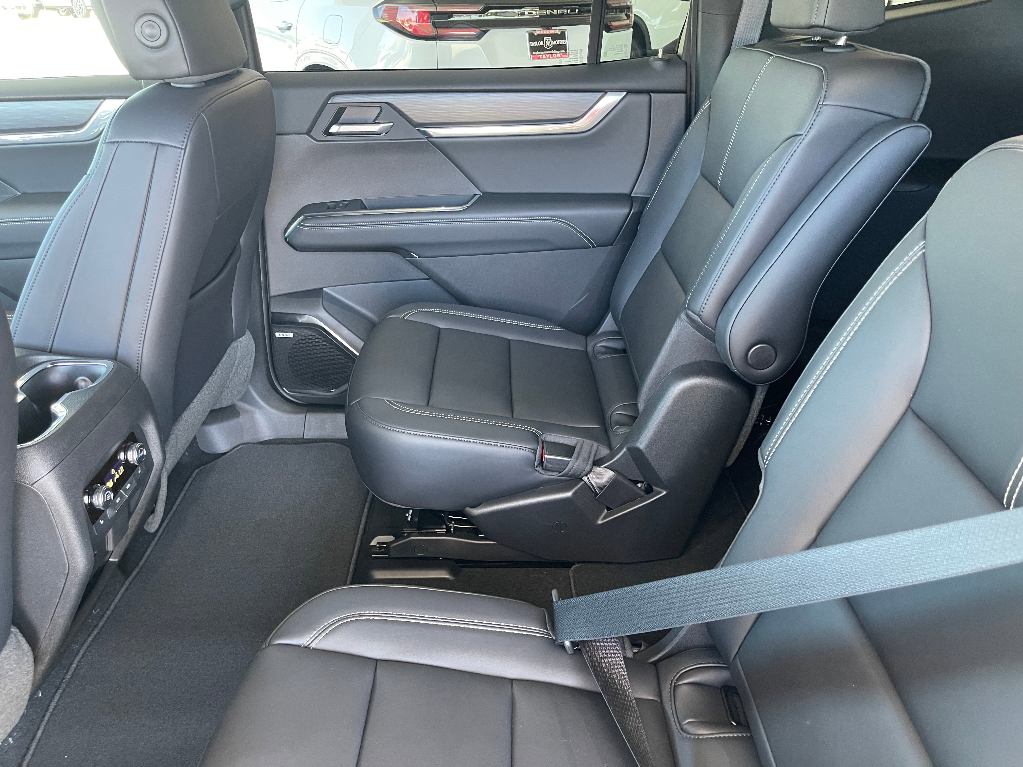 New 2026 GMC Acadia Elevation w/ Black Edition AWD/4WD image 19