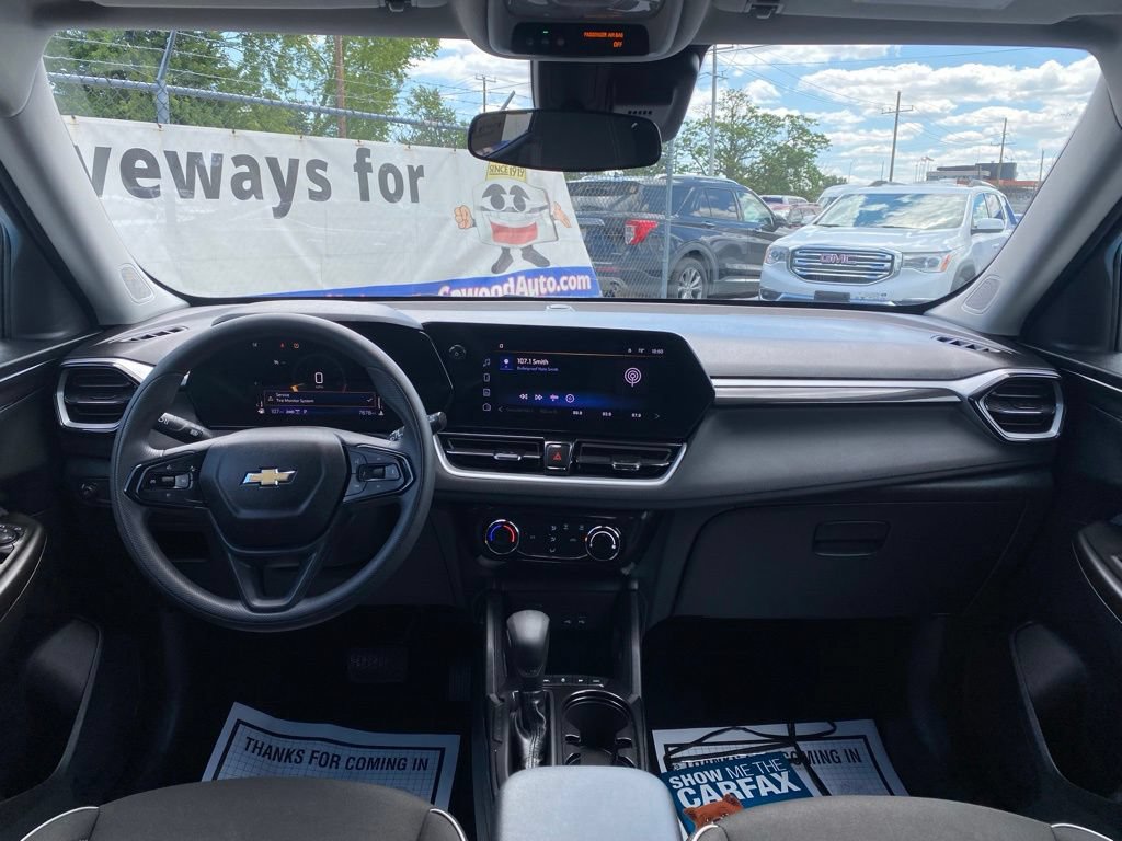 Used 2026 Chevrolet TrailBlazer LT AWD/4WD image 18