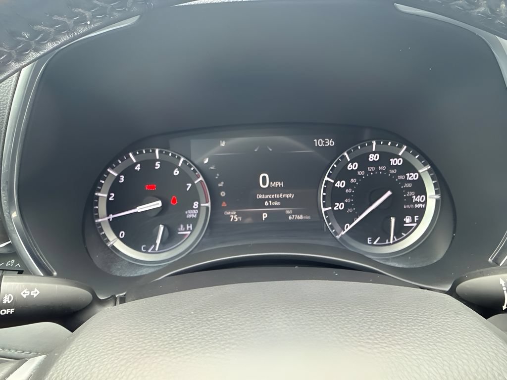 Used 2021 Toyota Highlander Platinum FWD image 16