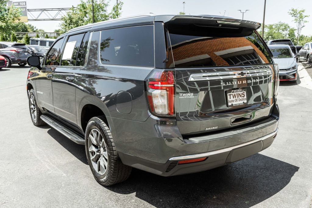 Used 2021 Chevrolet Suburban LS AWD/4WD image 35