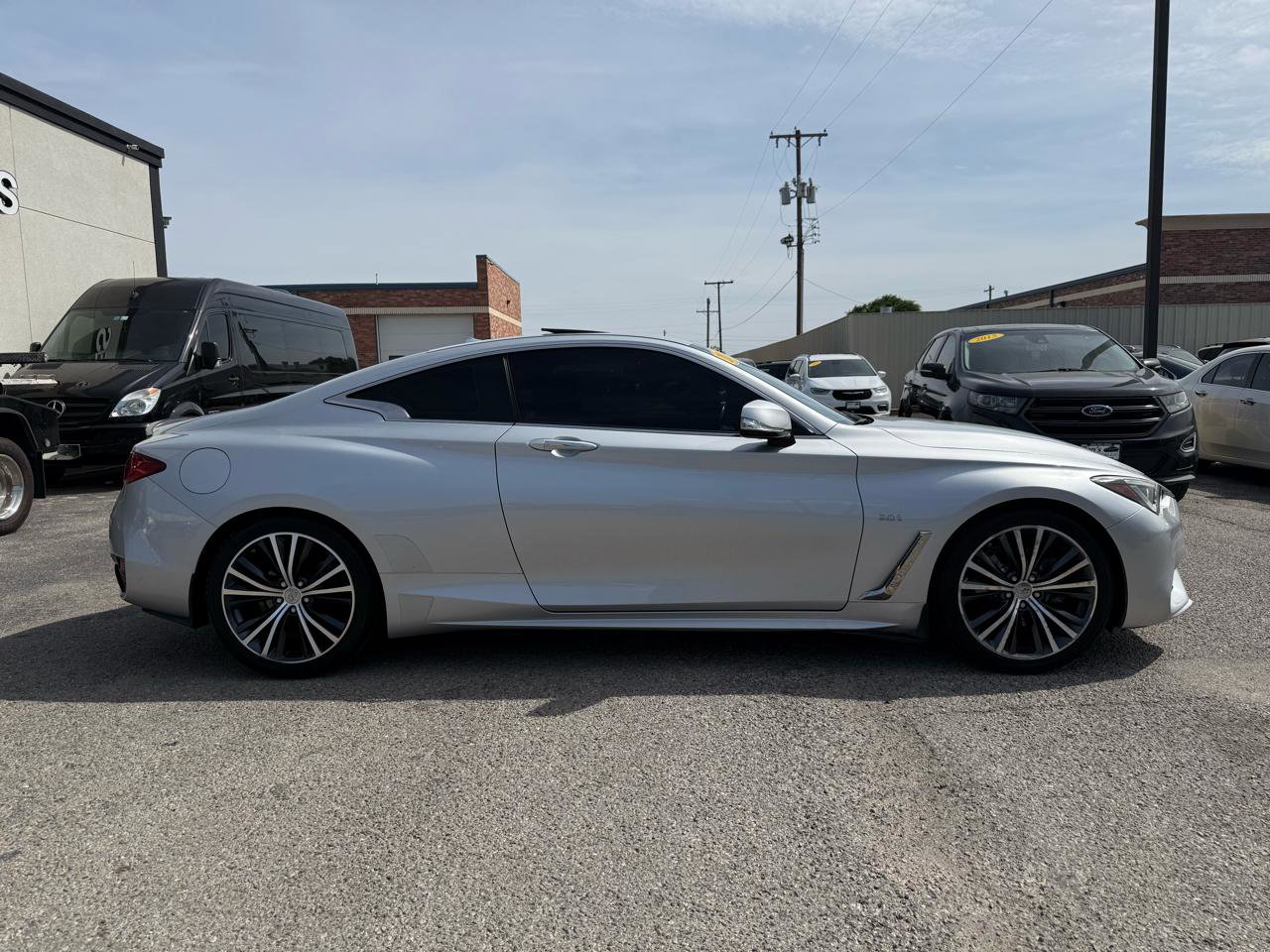 Used 2018 INFINITI Q60 3.0t Luxe w/ Sensory Package 3.0T Luxe RWD image 5