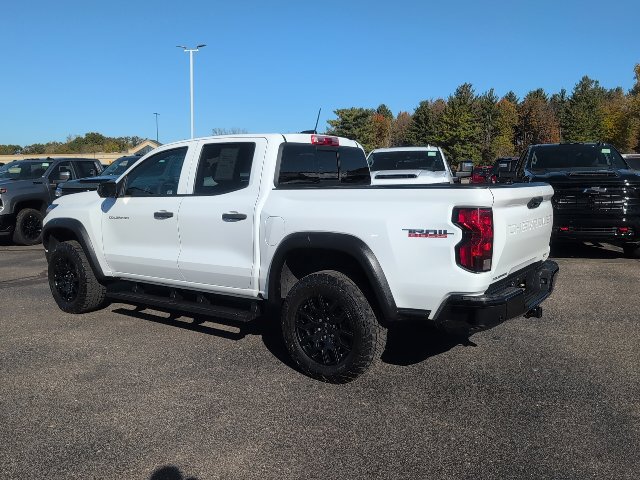 Used 2023 Chevrolet Colorado Trail Boss w/ Technology Package AWD/4WD image 4