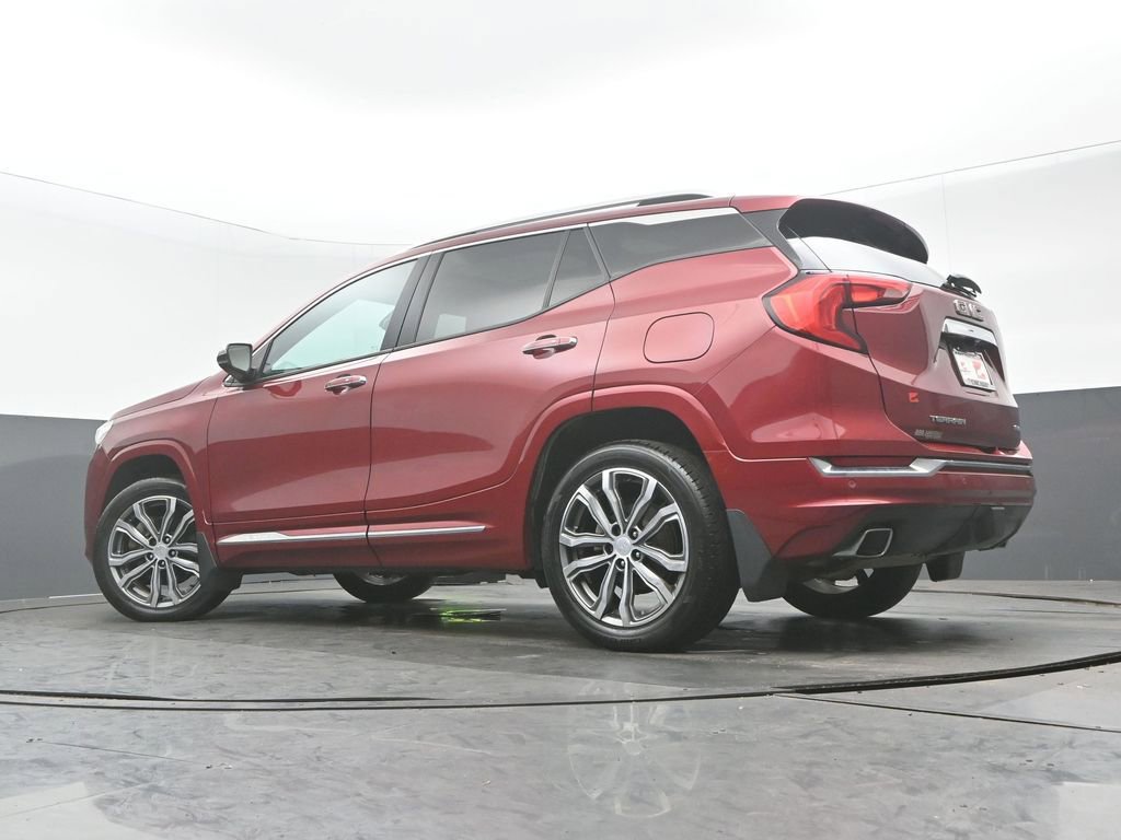 Used 2018 GMC Terrain Denali w/ GMC Pro Grade Package AWD/4WD image 31