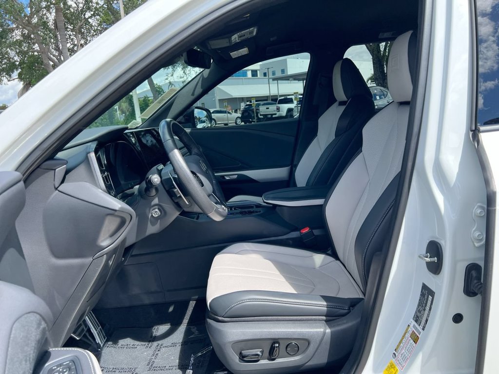 Certified 2025 Lexus TX 500h AWD w/ Technology Package image 12