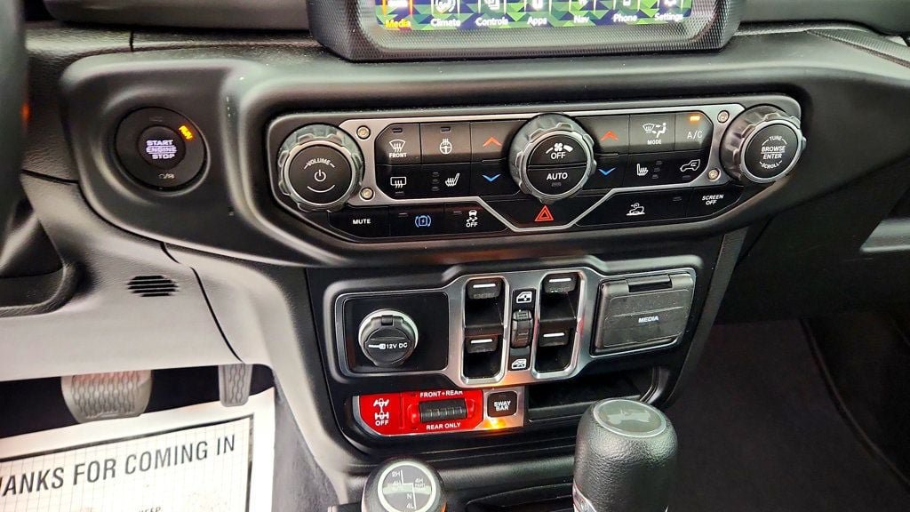 Used 2023 Jeep Wrangler Unlimited Rubicon 4xe w/ Steel Bumper Group AWD/4WD image 17