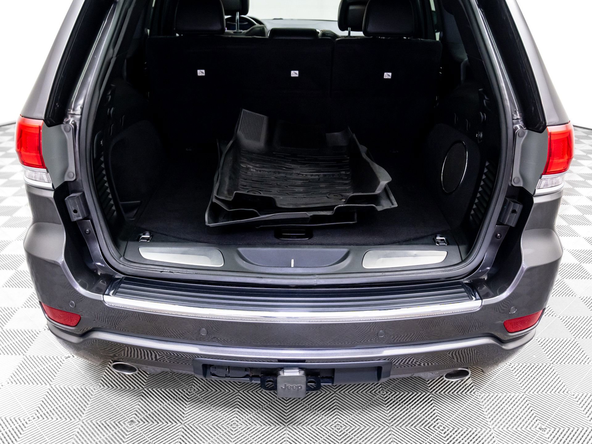 Used 2020 Jeep Grand Cherokee Overland image 33