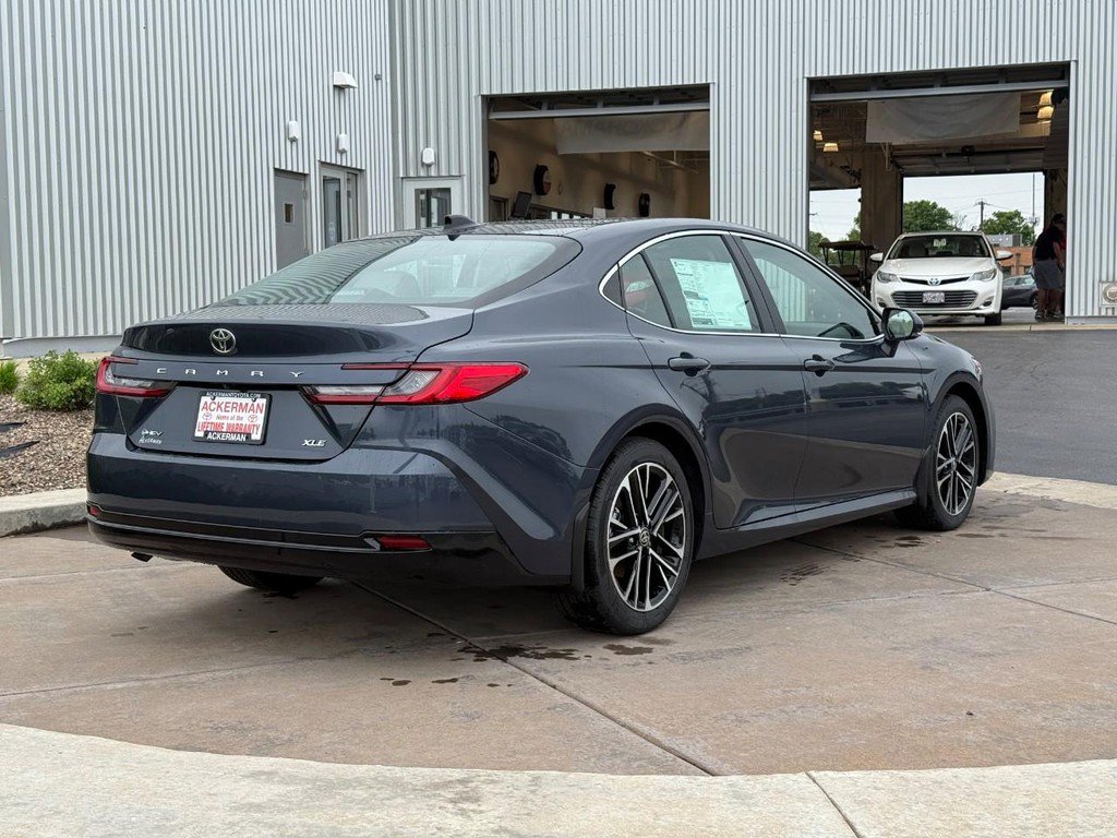 New 2026 Toyota Camry XLE FWD image 5