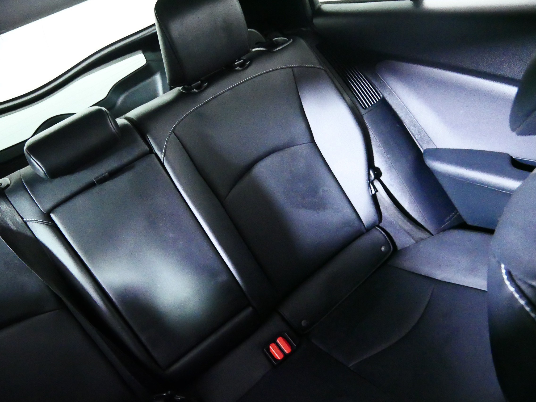 Used 2022 Toyota Prius Prime XLE FWD image 14