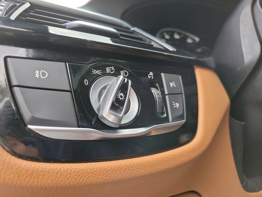 Used 2018 BMW 530i image 28