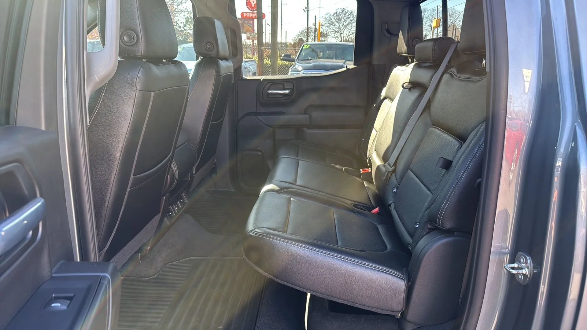 Used 2020 Chevrolet Silverado 1500 LT w/ All-Star Edition image 10