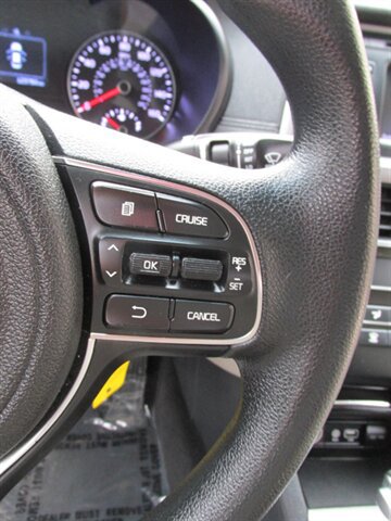 Used 2016 Kia Optima LX FWD image 20