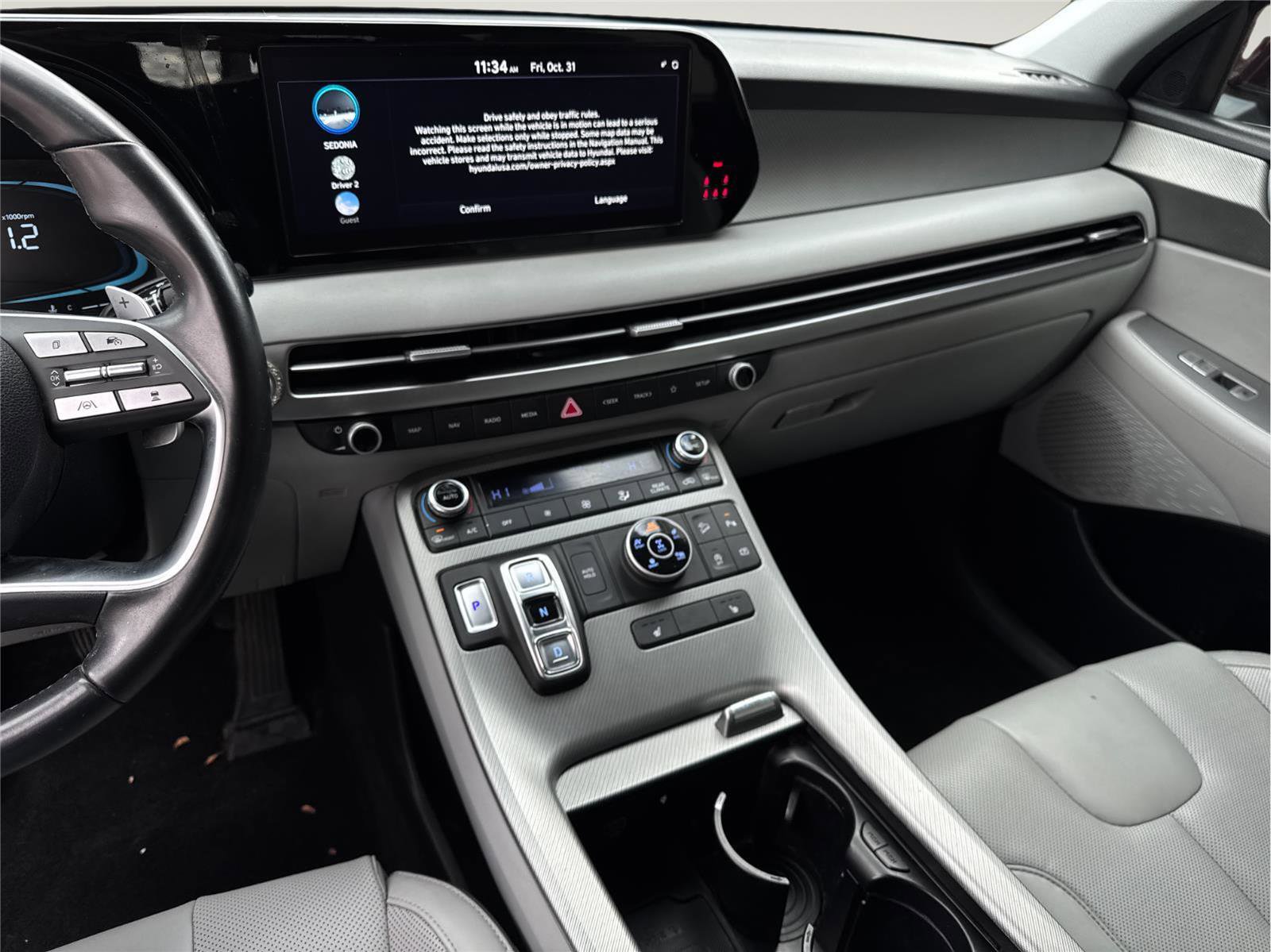 Used 2023 Hyundai Palisade SEL w/ Winter Package image 13