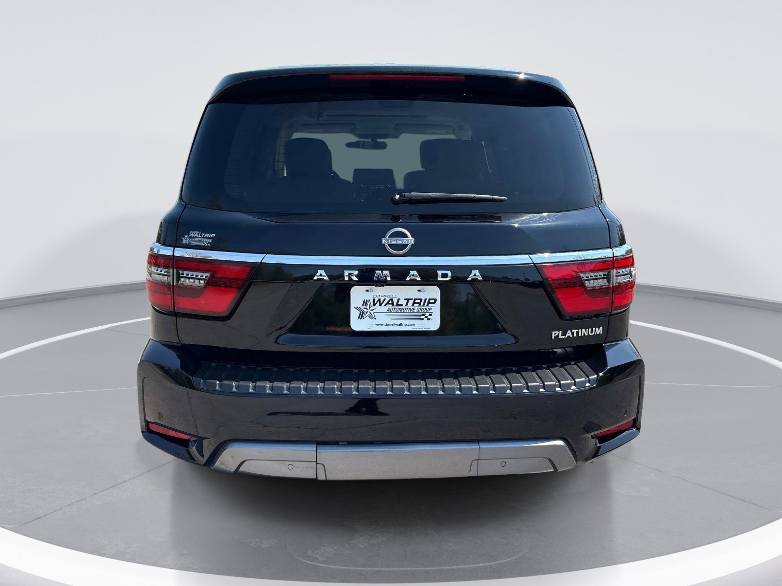 Used 2022 Nissan Armada Platinum w/ Captain's Chairs Package image 7