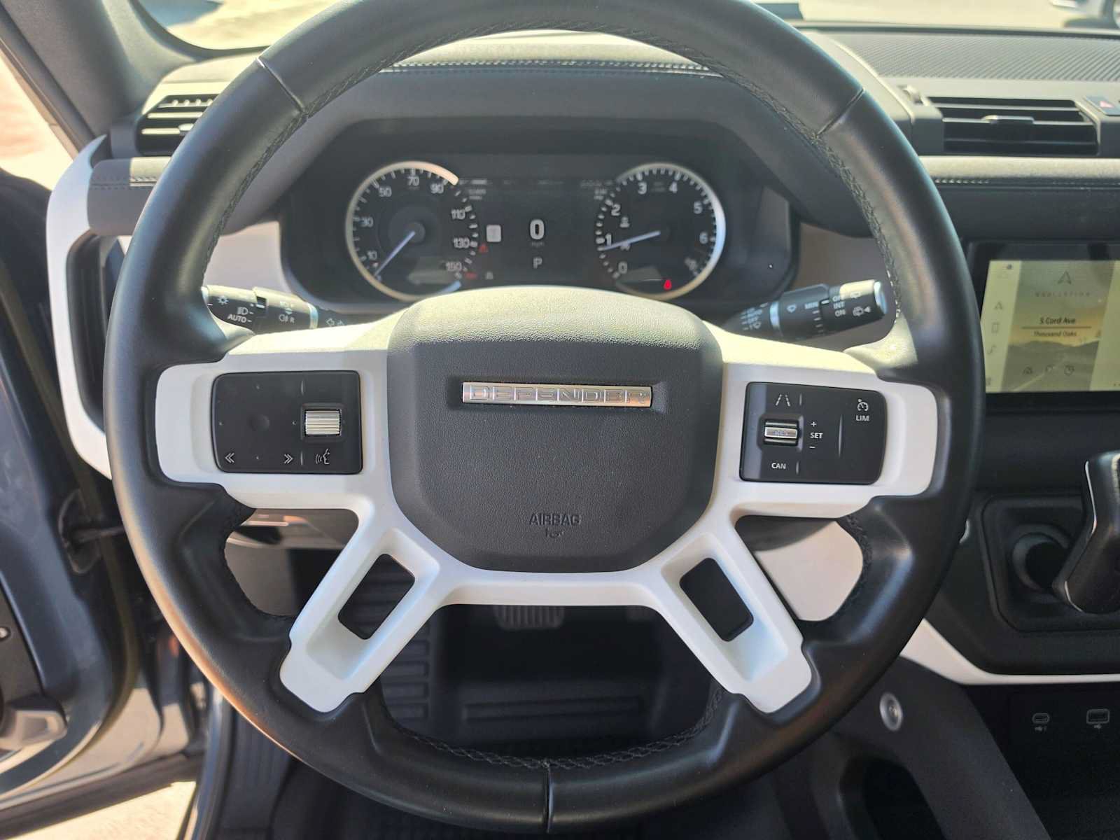 Used 2023 Land Rover Defender 110 AWD/4WD image 23
