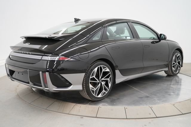 Used 2024 Hyundai Ioniq 6 Limited image 7