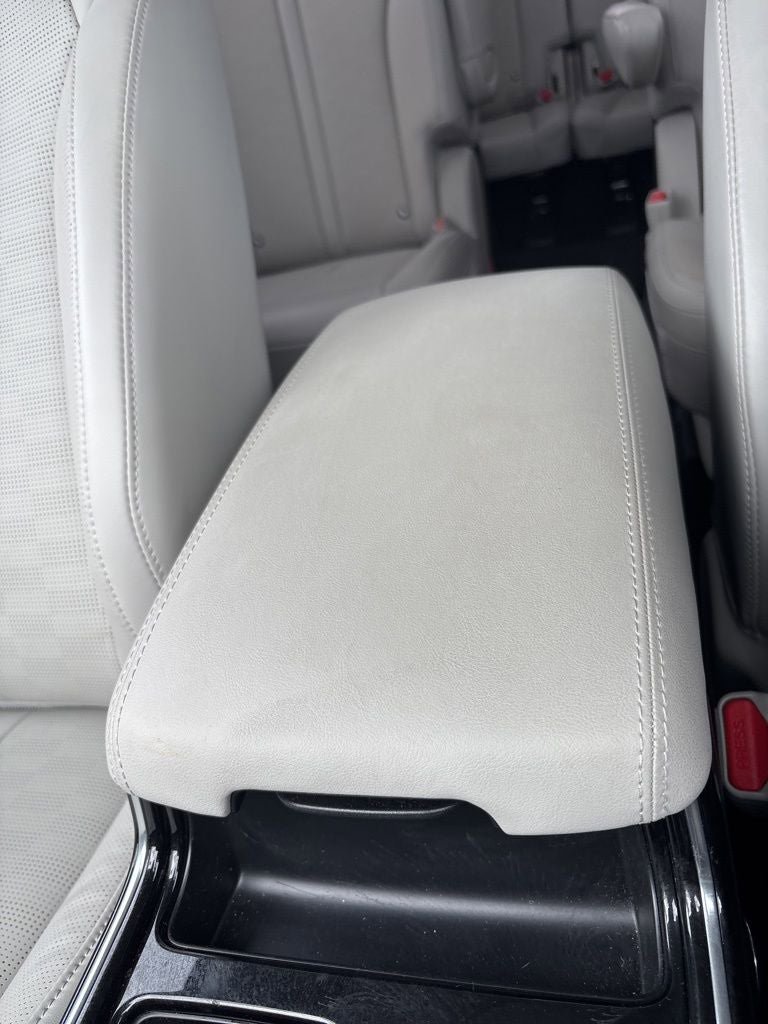 Used 2025 Kia Sorento SX AWD/4WD image 22