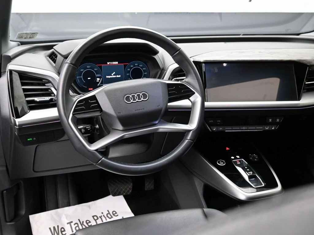 Used 2024 Audi Q4 e-tron Premium Plus w/ Premium Plus image 31
