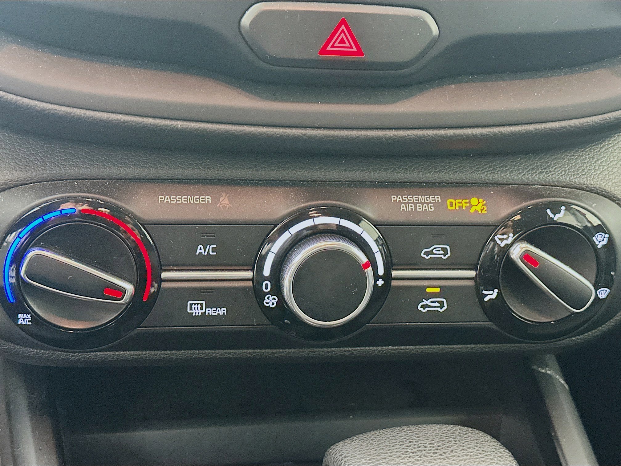 Used 2023 Kia Soul LX w/ LX Technology Package image 20