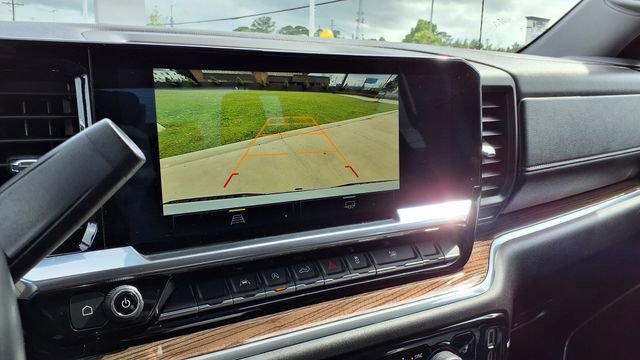 Used 2025 Chevrolet Silverado 1500 LT image 25