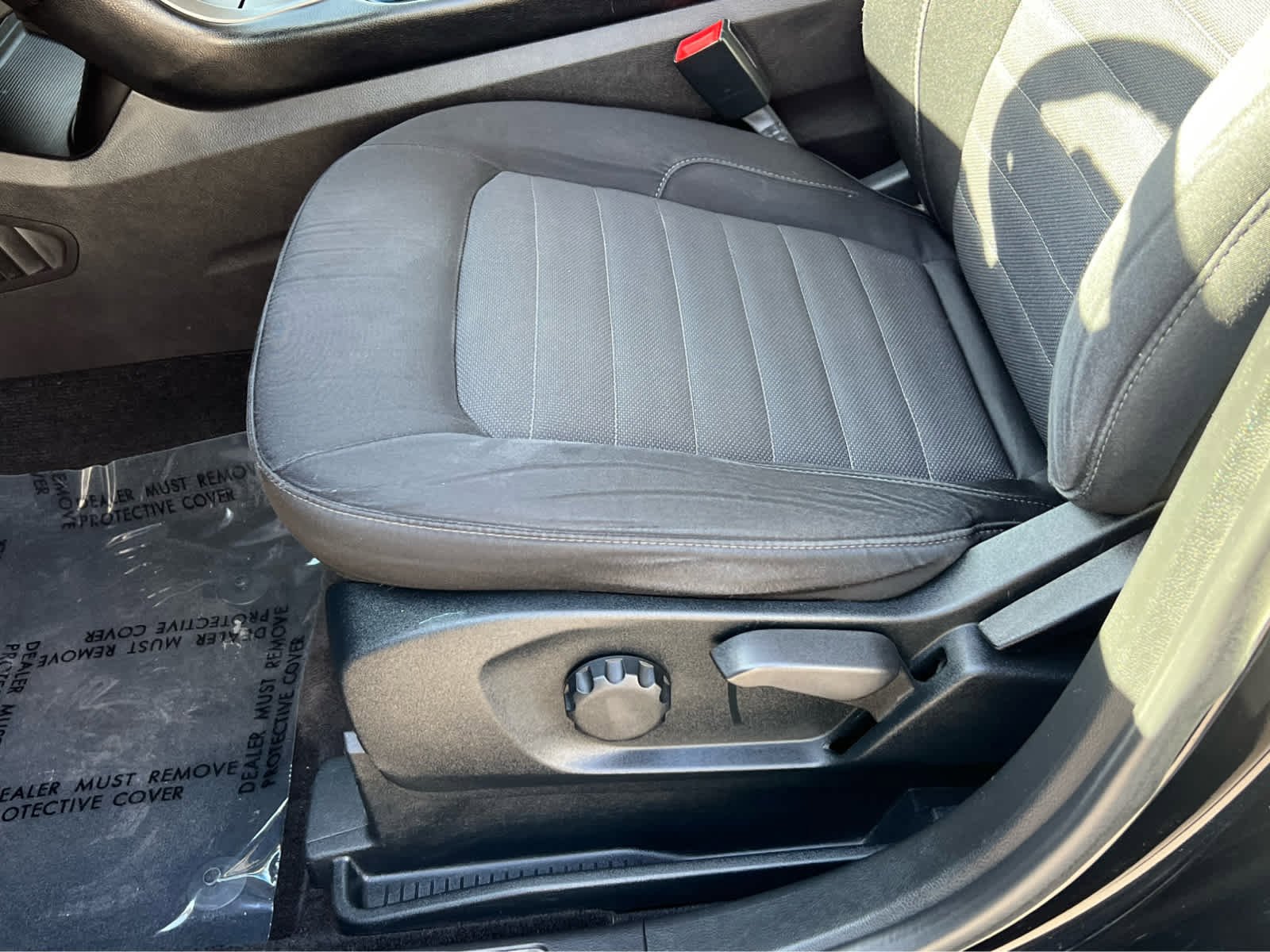 Used 2017 Ford Edge SE image 29