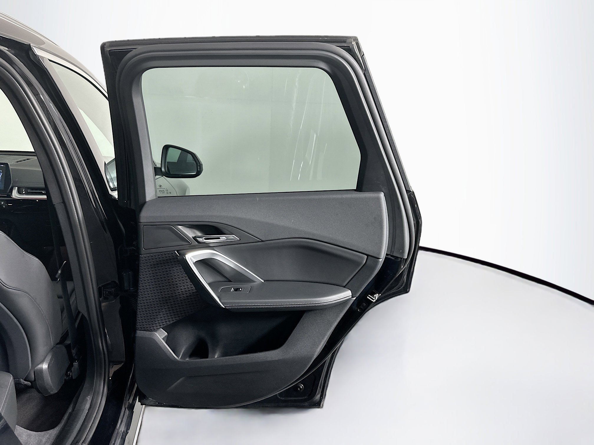 Used 2025 BMW X1 xDrive28i image 31