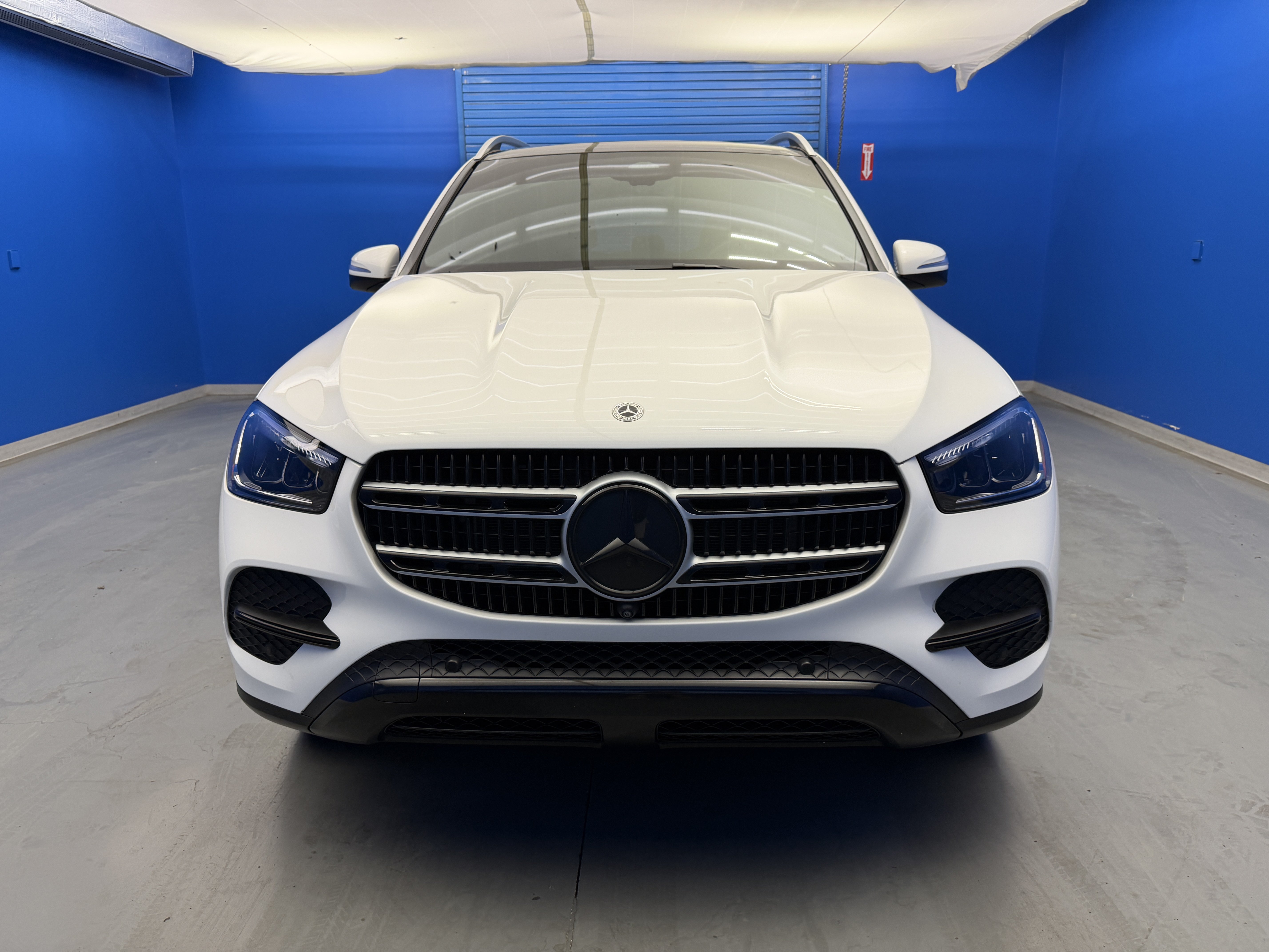 Used 2024 Mercedes-Benz GLE 350 4MATIC image 3