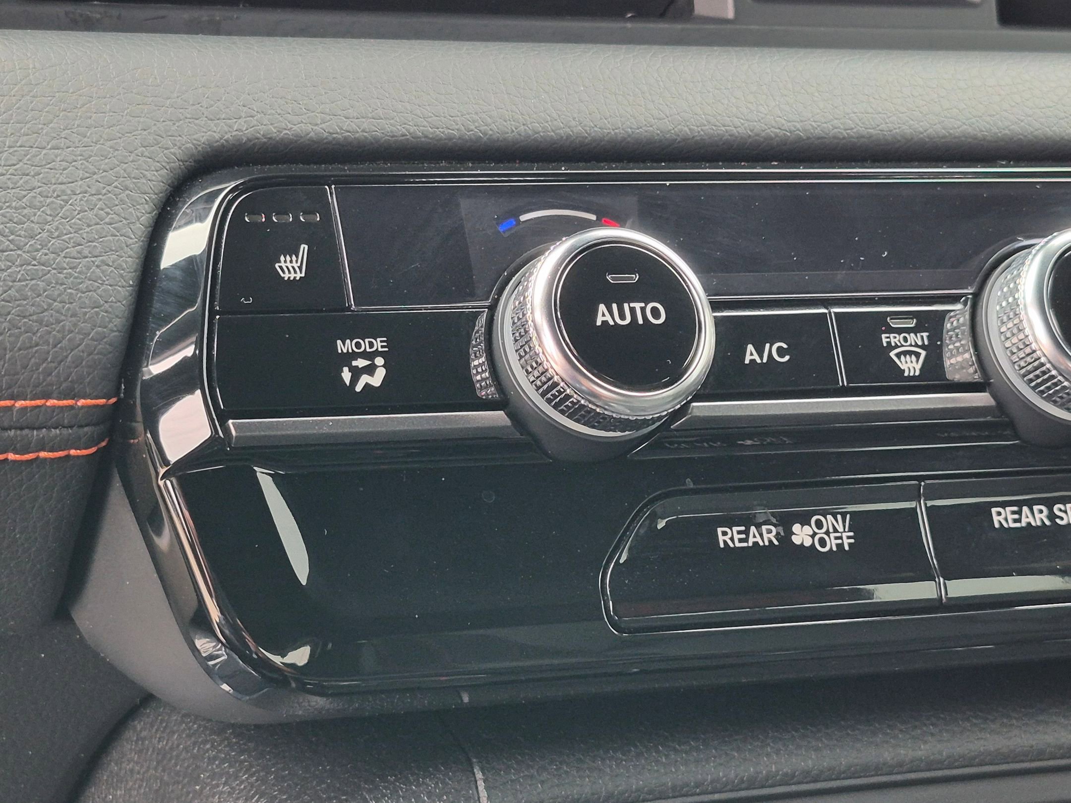 Certified 2025 Honda Pilot TrailSport image 20