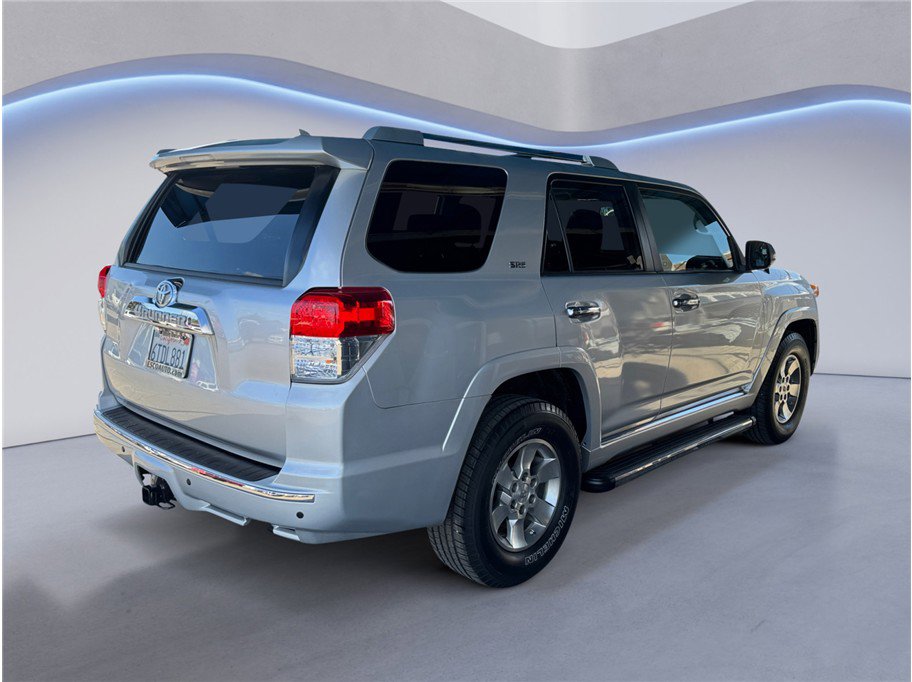 Used 2011 Toyota 4Runner SR5 w/ Convenience Pkg image 6