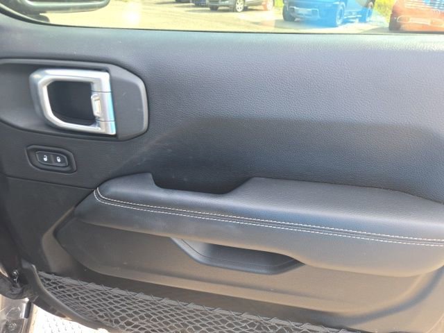 Used 2019 Jeep Wrangler Unlimited Sahara image 43