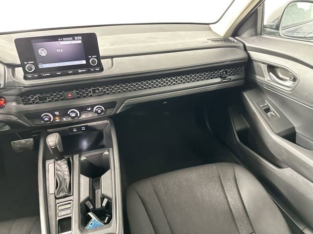 Used 2025 Honda Accord LX image 24