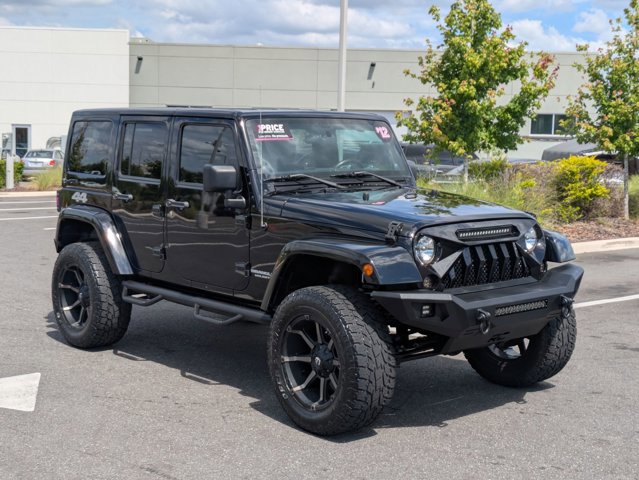Used 2012 Jeep Wrangler Unlimited Sahara AWD/4WD image 3