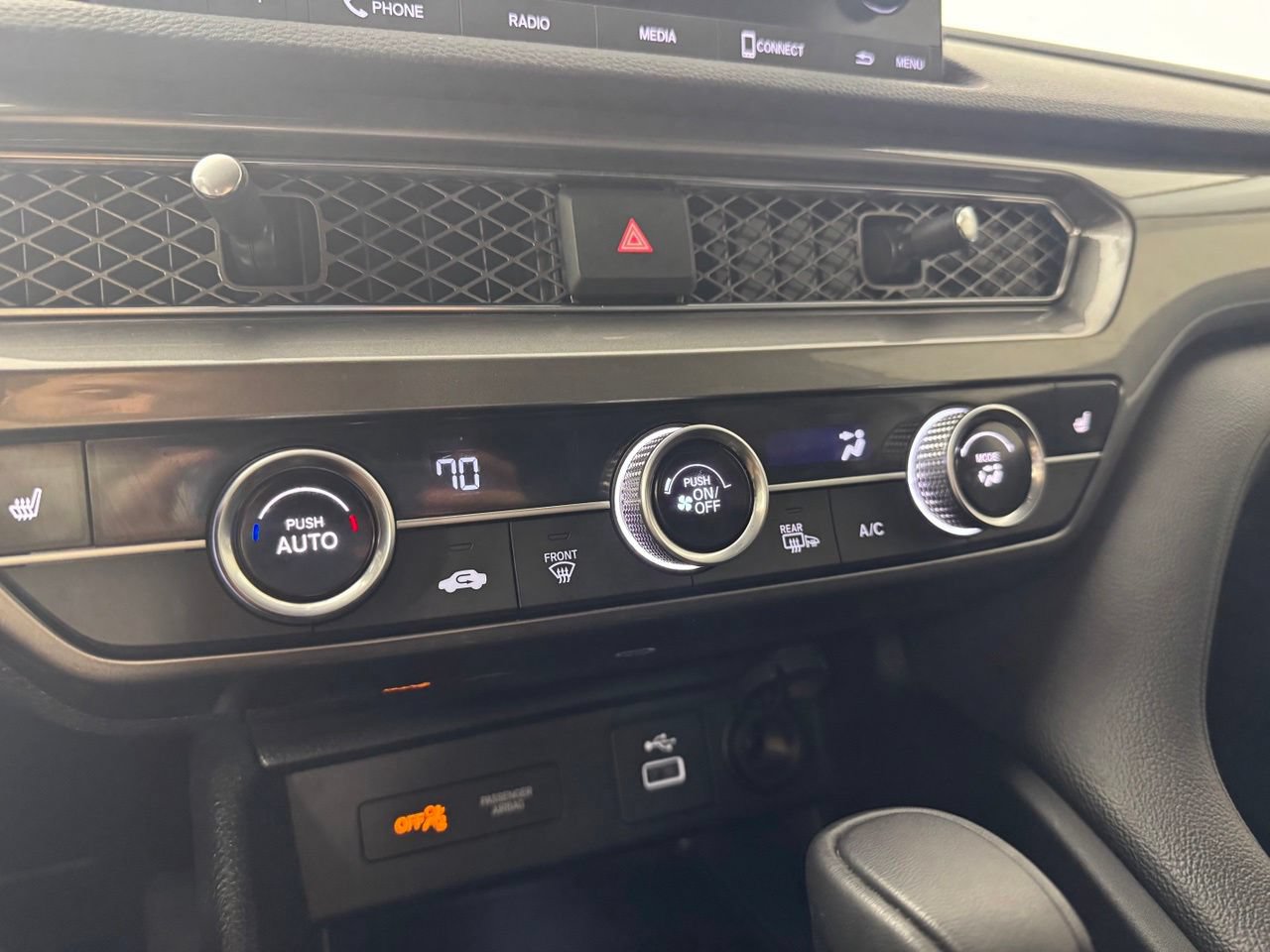 Used 2025 Acura Integra FWD image 25