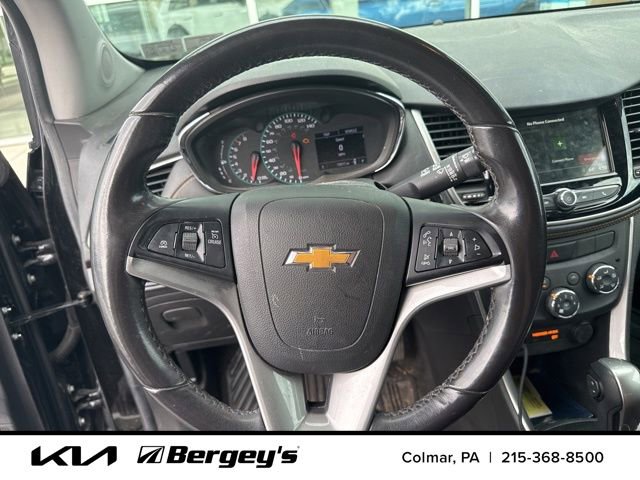 Used 2019 Chevrolet Trax LT w/ LT Convenience Package AWD/4WD image 11