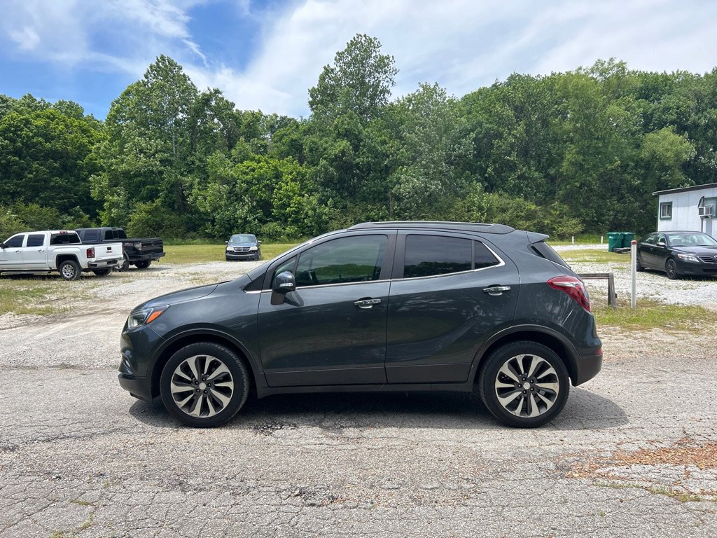 Used 2017 Buick Encore Essence FWD image 5
